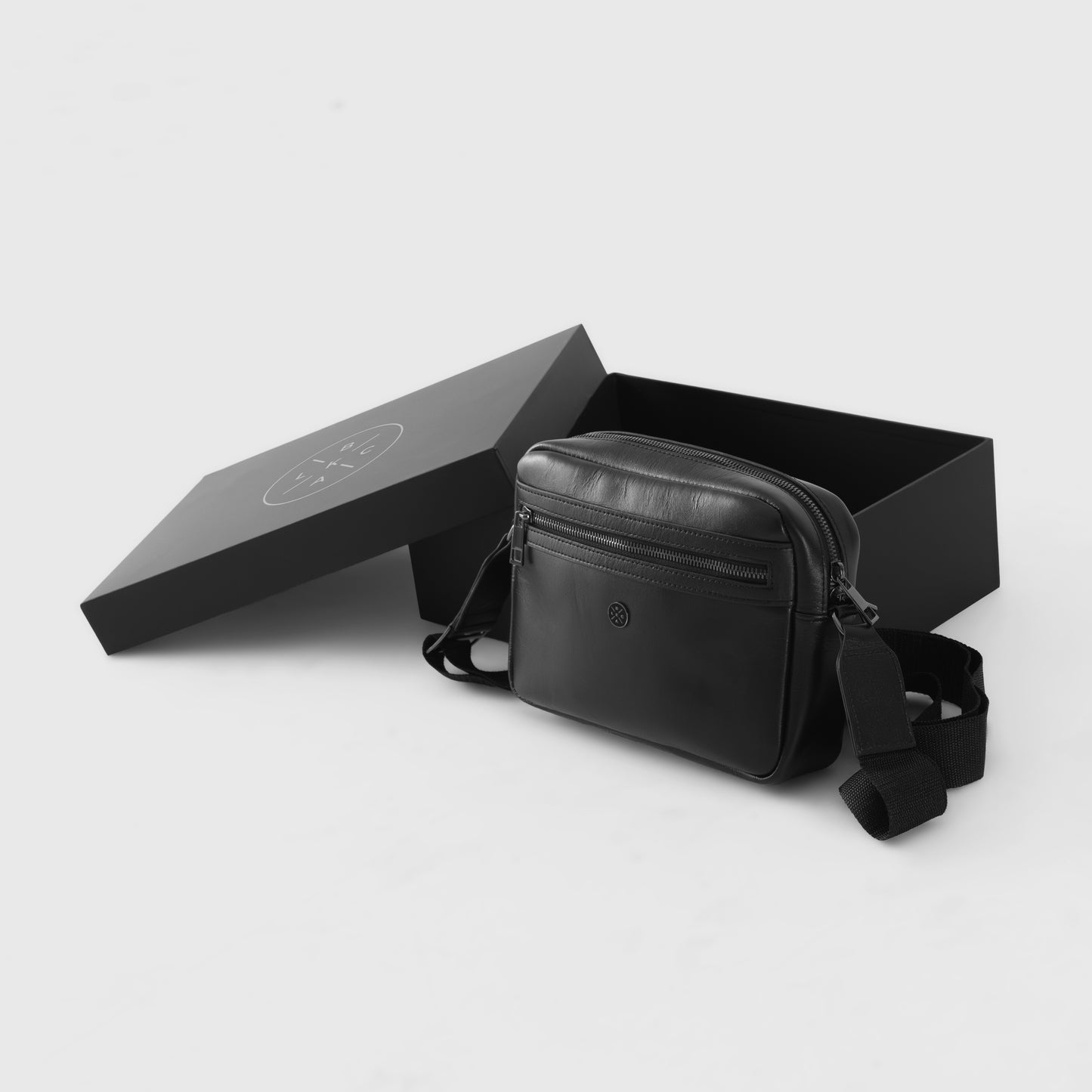 LeCuir Compact Crossbody