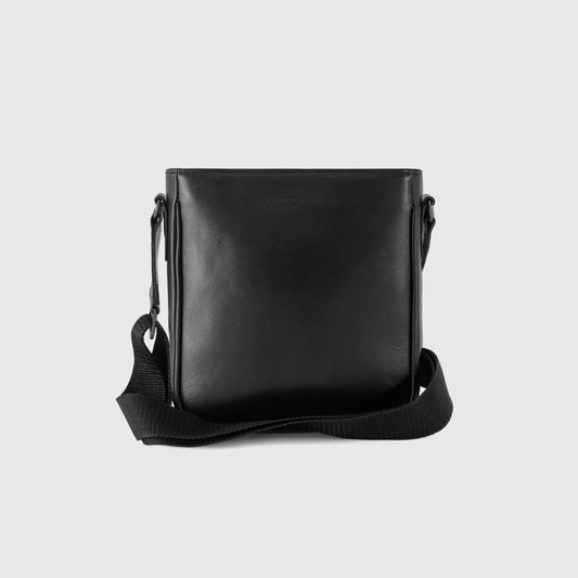 LeCuir Essential Crossbody
