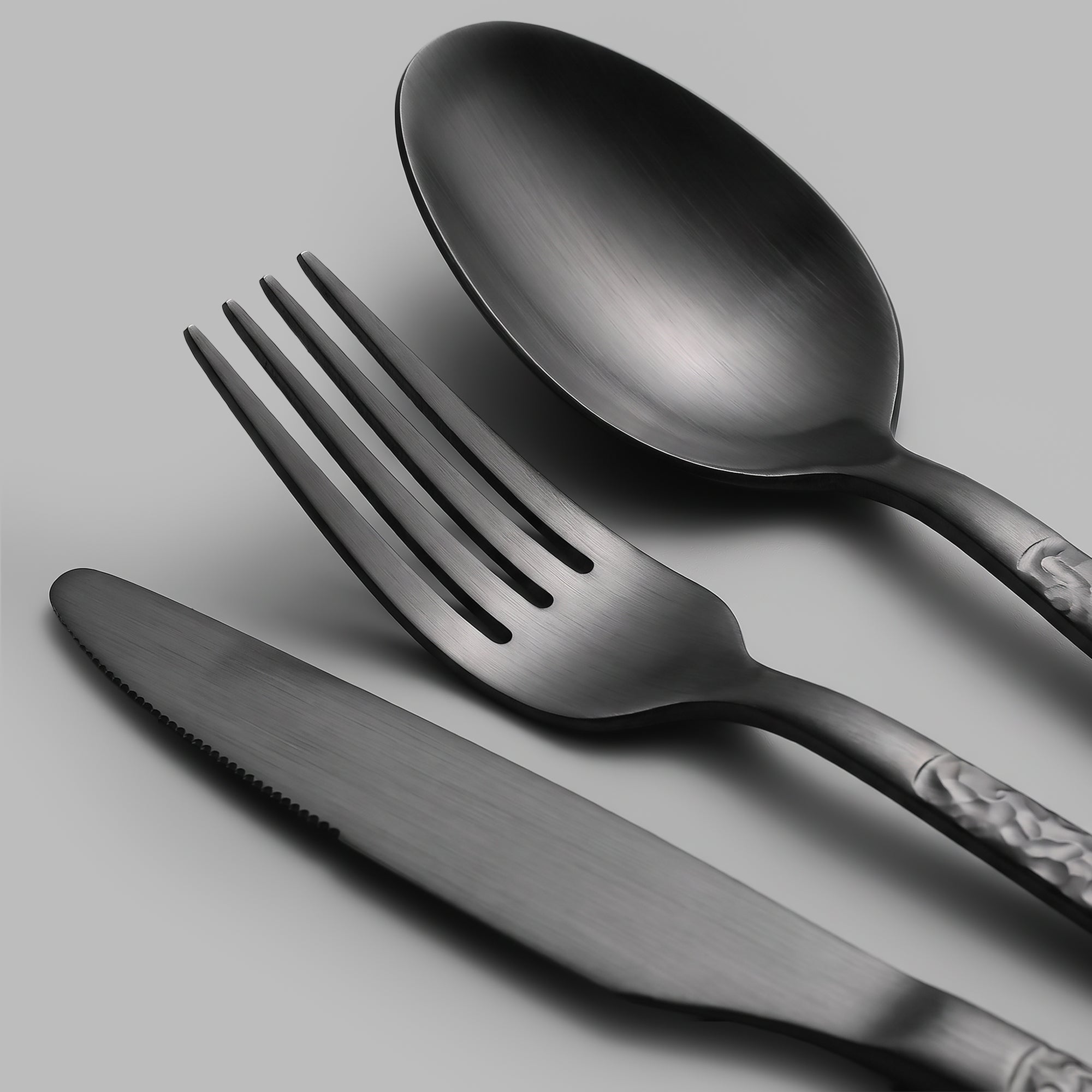 Kuro Cutlery Set