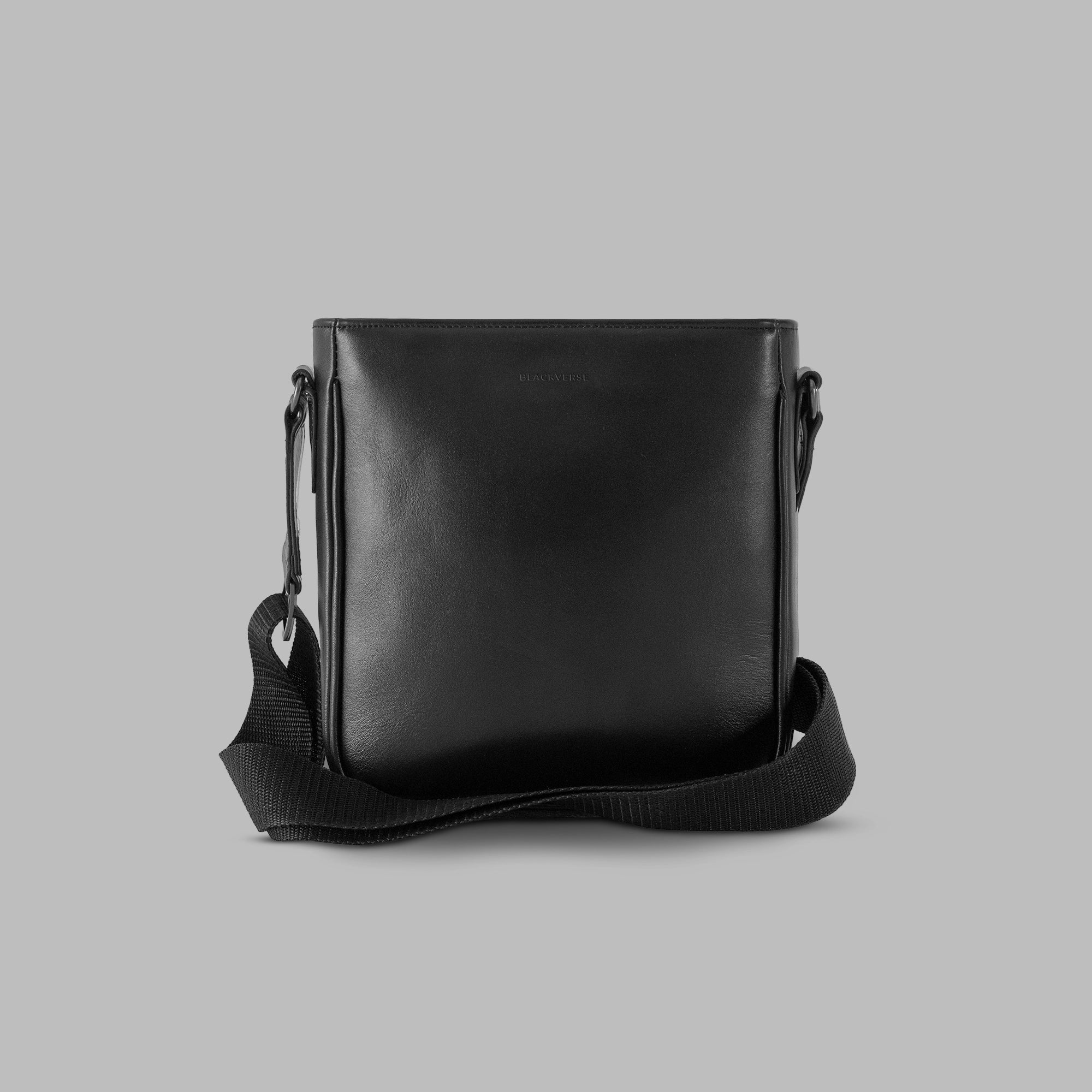 LeCuir Essential Crossbody