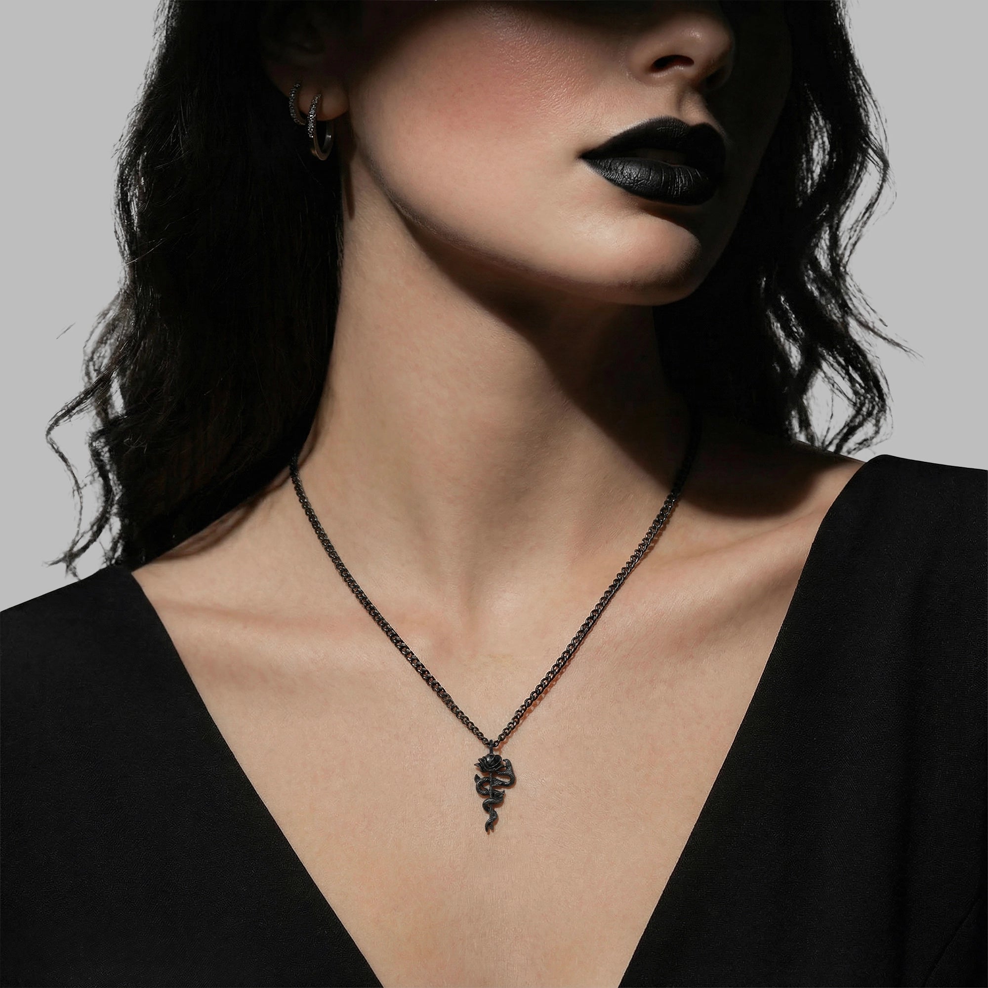 Venom's Kiss Pendant